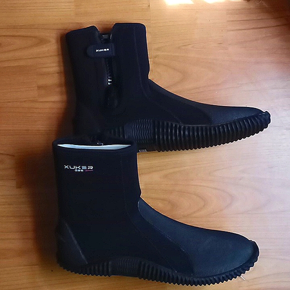 Xuker Diving Boots - Picture 3 of 4